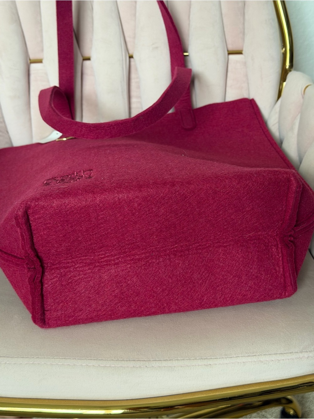 NWT Bath & Body Works Deep Pink Felt Tote - Picture 13 of 16